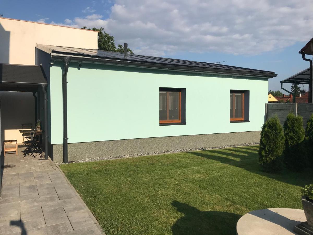 U Cepicku Leilighet Nymburk Eksteriør bilde